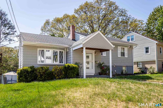 42 Coppola Terrace, Derby, CT 06418