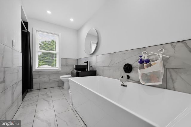437 SHERIDAN AVE, Paulsboro, NJ 08066