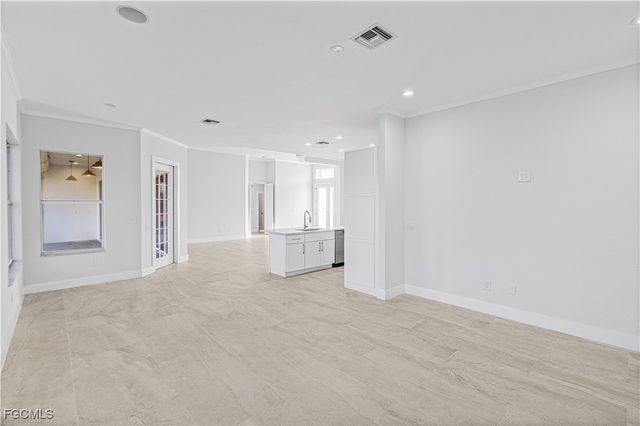 11105 Sea Tropic LN, Fort Myers, FL 33908