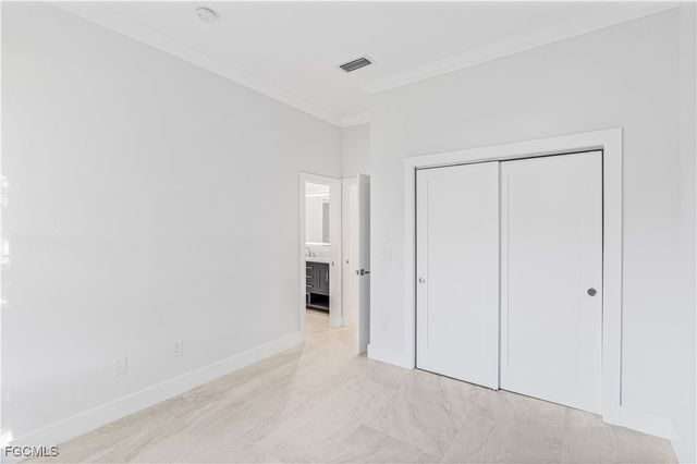 11105 Sea Tropic LN, Fort Myers, FL 33908