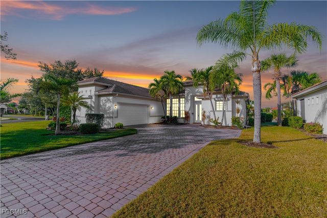 11105 Sea Tropic LN, Fort Myers, FL 33908