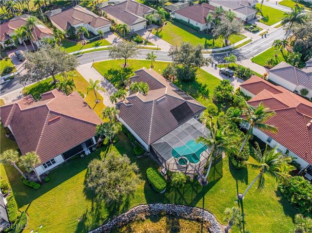 11105 Sea Tropic LN, Fort Myers, FL 33908