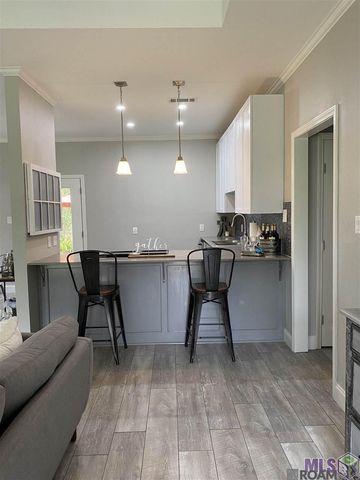 17828 Barrett Ln, Baton Rouge, LA 70817