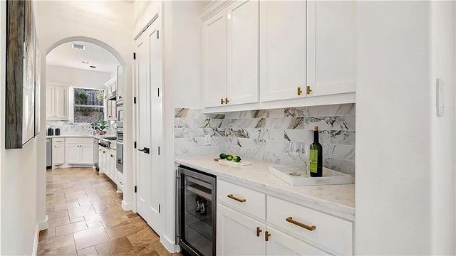 15101 Barrie DR, Lakeway, TX 78734