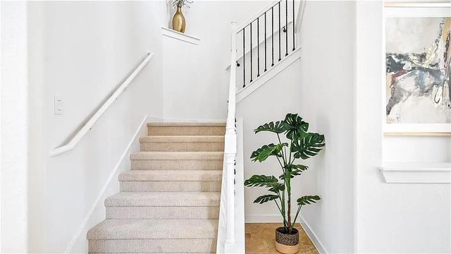 15101 Barrie DR, Lakeway, TX 78734