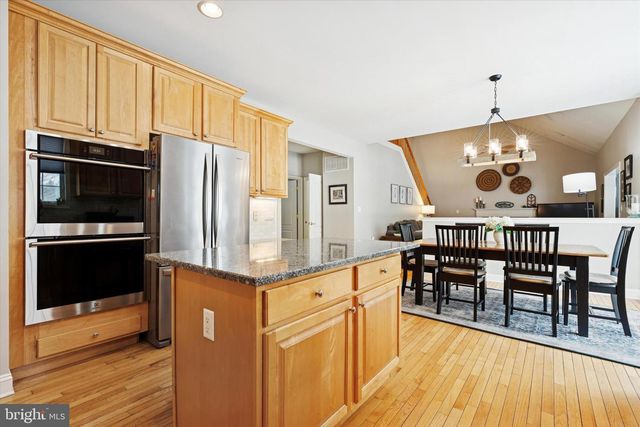 2 MATTHEW COURT, Cream Ridge, NJ 08514