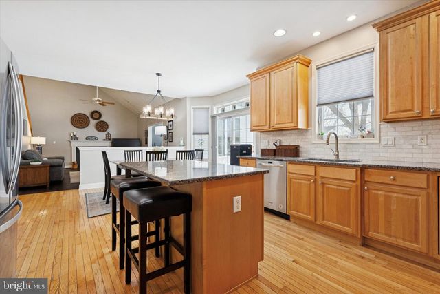 2 MATTHEW COURT, Cream Ridge, NJ 08514