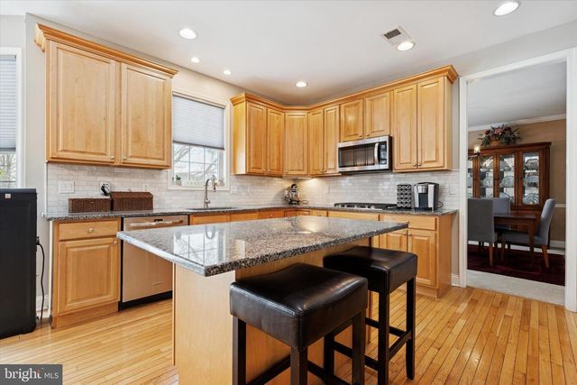 2 MATTHEW COURT, Cream Ridge, NJ 08514