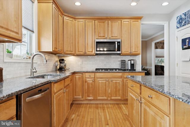 2 MATTHEW COURT, Cream Ridge, NJ 08514