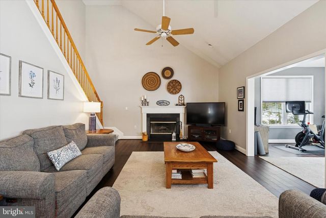 2 MATTHEW COURT, Cream Ridge, NJ 08514