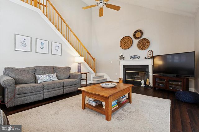 2 MATTHEW COURT, Cream Ridge, NJ 08514