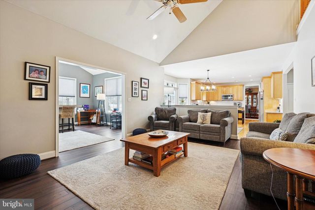 2 MATTHEW COURT, Cream Ridge, NJ 08514