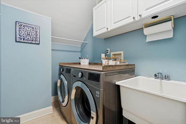 2 MATTHEW COURT, Cream Ridge, NJ 08514