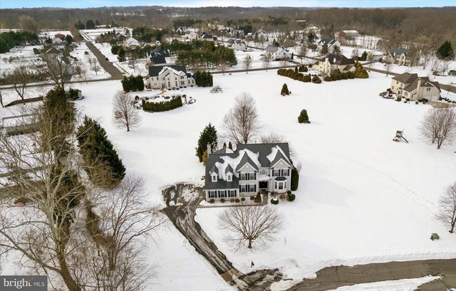 2 MATTHEW COURT, Cream Ridge, NJ 08514