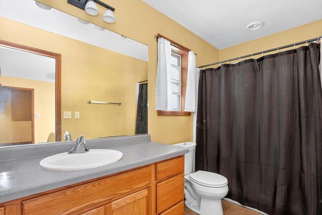 1729 JUSTIN DRIVE, Omro, WI 54963