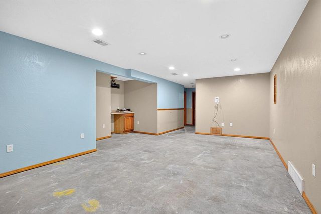 1729 JUSTIN DRIVE, Omro, WI 54963