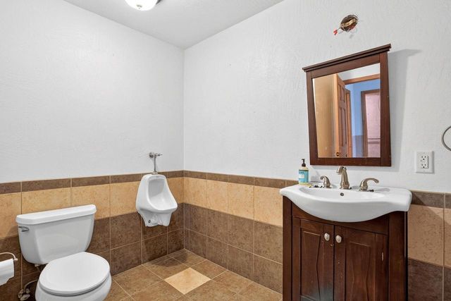 1729 JUSTIN DRIVE, Omro, WI 54963