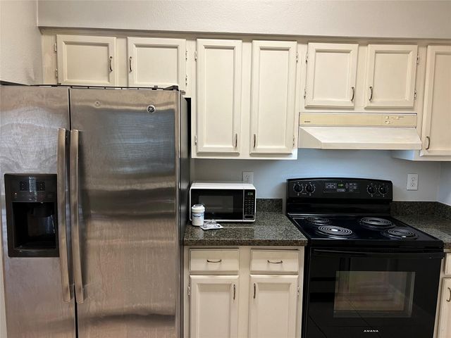 2001 Bering Drive 7H, Houston, TX 77057