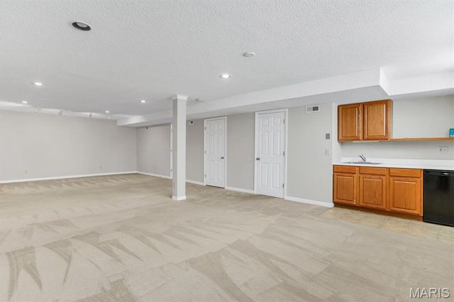 2163 Farnsworth Drive, O'fallon, MO 63368