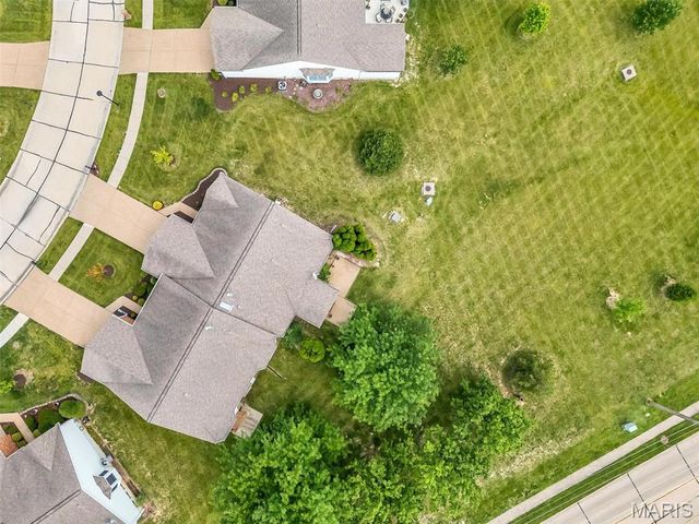 2163 Farnsworth Drive, O'fallon, MO 63368