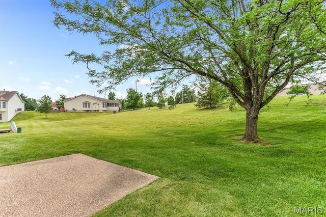 2163 Farnsworth Drive, O'fallon, MO 63368