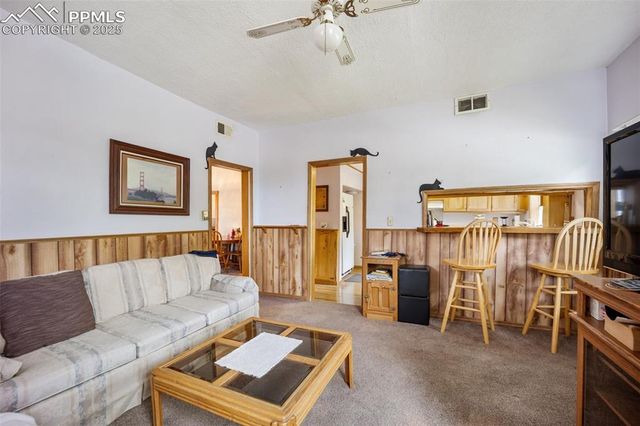 2402 W Uintah Street, Colorado Springs, CO 80904