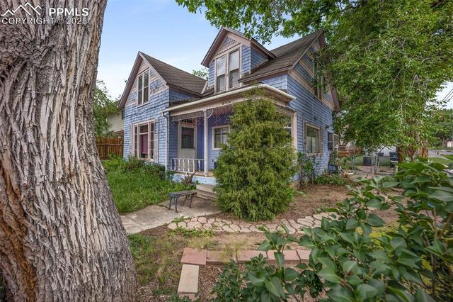 2402 W Uintah Street, Colorado Springs, CO 80904
