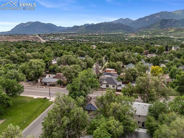 2402 W Uintah Street, Colorado Springs, CO 80904