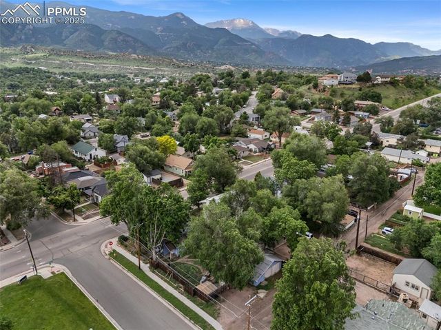 2402 W Uintah Street, Colorado Springs, CO 80904