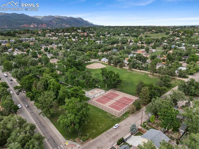 2402 W Uintah Street, Colorado Springs, CO 80904