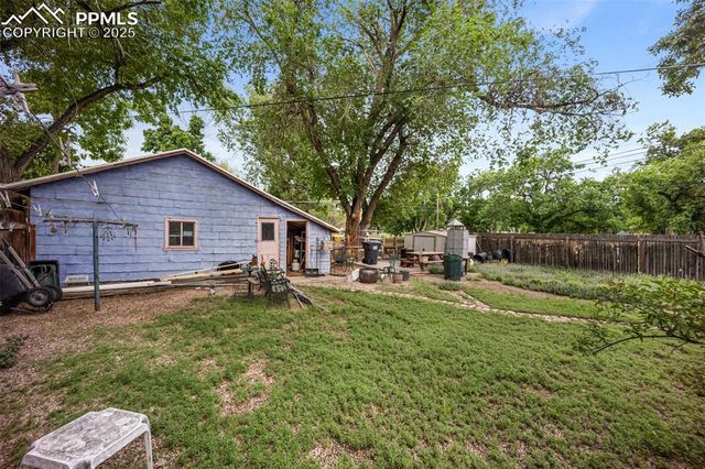 2402 W Uintah Street, Colorado Springs, CO 80904