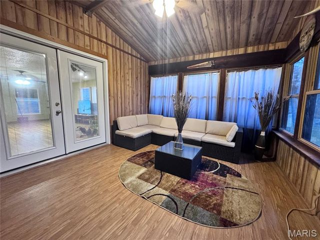 14280 W Sunrise Lake Drive, De Soto, MO 63020