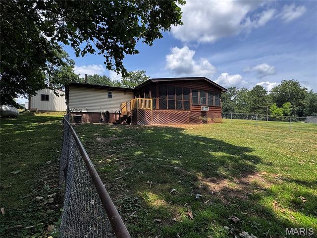 14280 W Sunrise Lake Drive, De Soto, MO 63020