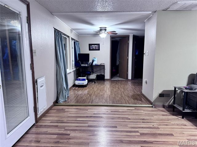 14280 W Sunrise Lake Drive, De Soto, MO 63020