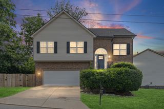 1405 Walton Oaks Dr, Madison, TN 37115