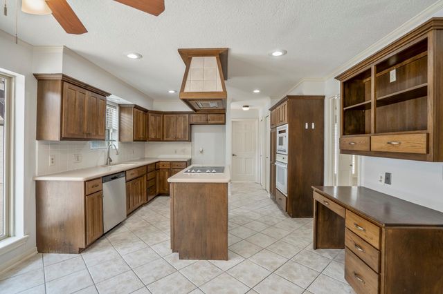 16611 Brenton Oaks Drive, Spring, TX 77379