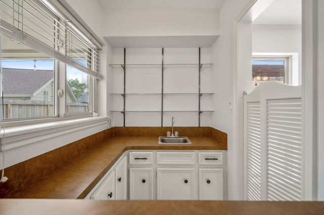 16611 Brenton Oaks Drive, Spring, TX 77379