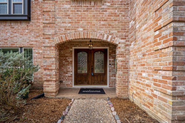 16611 Brenton Oaks Drive, Spring, TX 77379