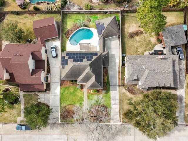 16611 Brenton Oaks Drive, Spring, TX 77379