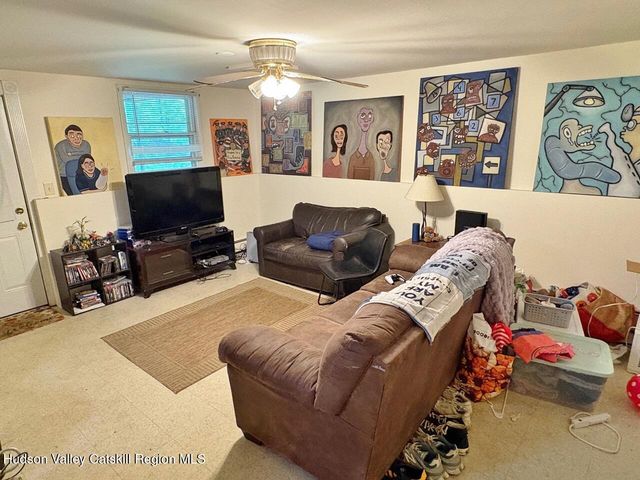 85 N Putt Corners Road, New Paltz, NY 12561