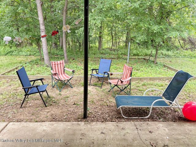85 N Putt Corners Road, New Paltz, NY 12561