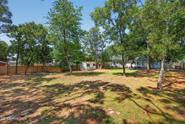 6301 Evanston Court, Wilmington, NC 28412