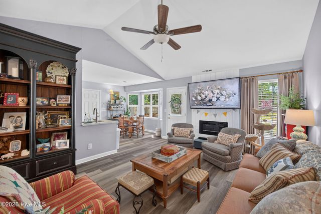 6301 Evanston Court, Wilmington, NC 28412