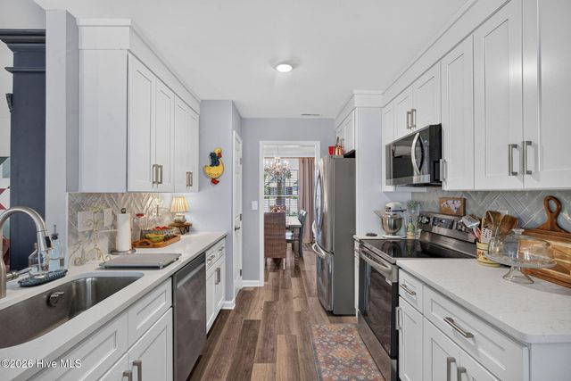 6301 Evanston Court, Wilmington, NC 28412
