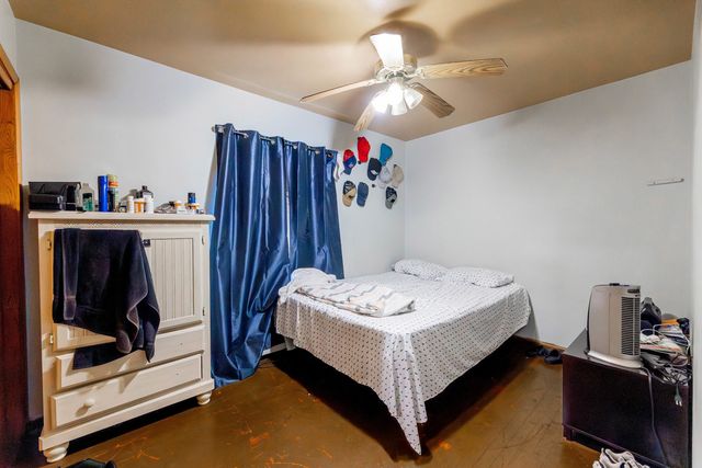 7255 S Artesian Avenue, Chicago, IL 60629