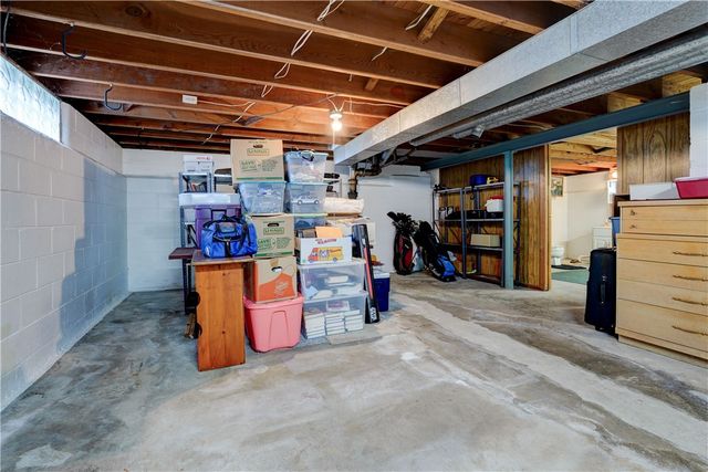 19 Ingram Drive, Gates, NY 14624