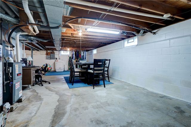 19 Ingram Drive, Gates, NY 14624