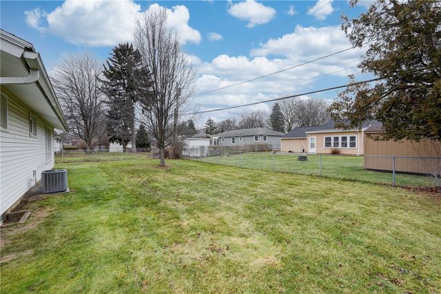 19 Ingram Drive, Gates, NY 14624