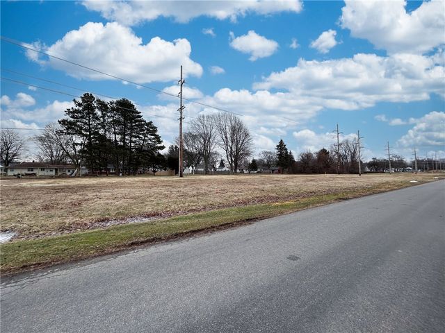 19 Ingram Drive, Gates, NY 14624