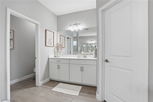 1384 Birdie DR, Naples, FL 34120